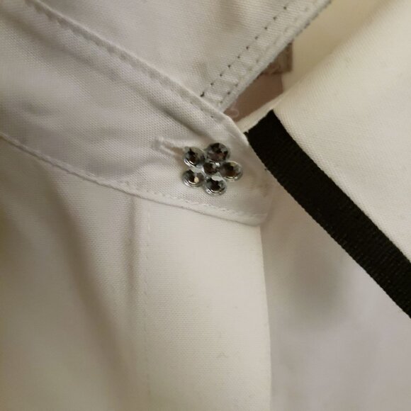 Chicos' 100% Cotton Black Trimmed Jeweled Button Up Shirt Tunic Size L EUC - Picture 3 of 11